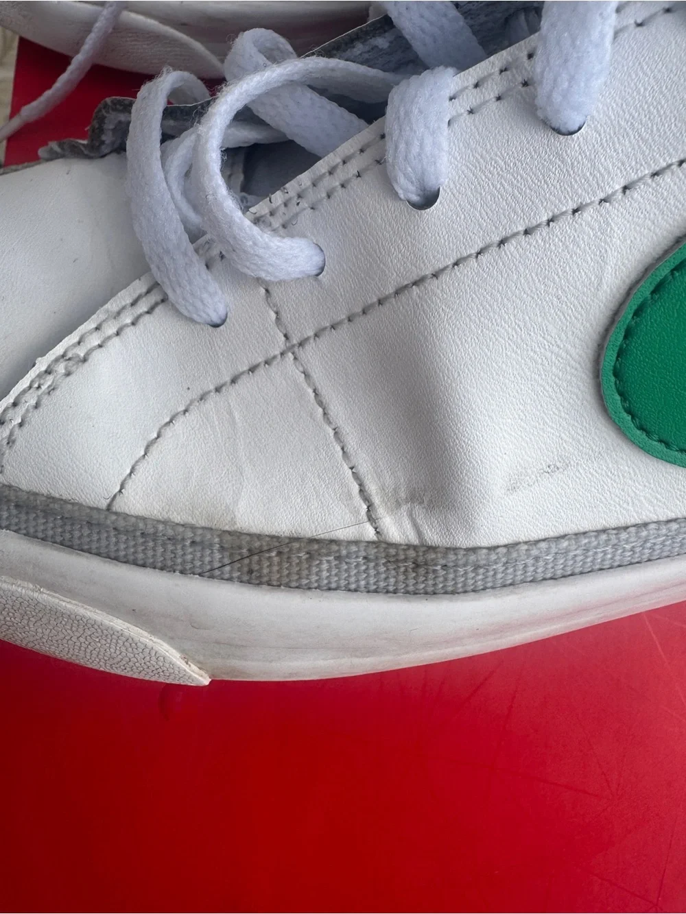 Nike Kids'  5Y White Sneakers with Green Swoosh